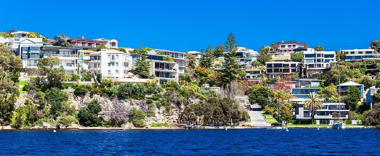 Investing in Overseas Rentals to Diversify Portfolios