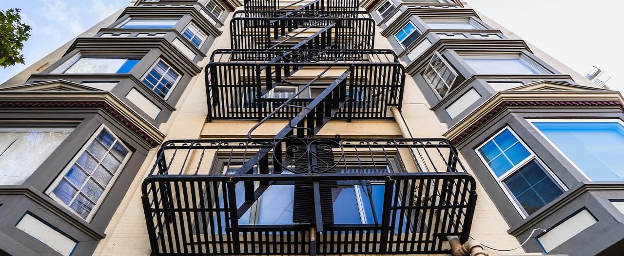 Investment in Multi-Unit Properties by Buy-to-Let Landlords