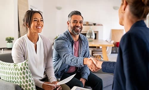 Should You Use a Mortgage Broker or Go Direct to a Lender?